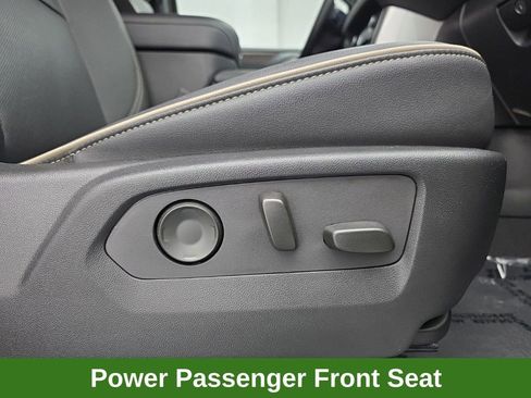 Used 2024 Chevrolet Tahoe Premier w/ Premium Package image 56