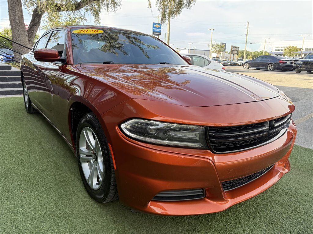 Used 2020 Dodge Charger SXT RWD image 3