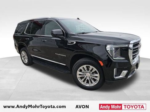 Used 2024 GMC Yukon SLT image 1