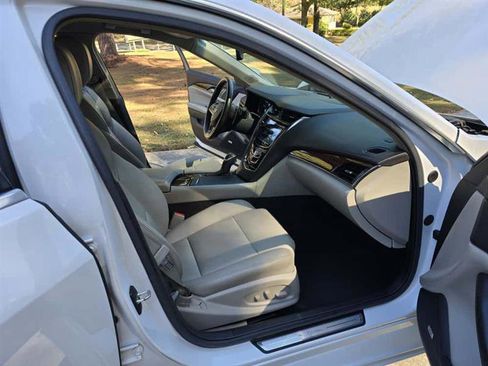 Used 2017 Cadillac CTS Sedan image 24