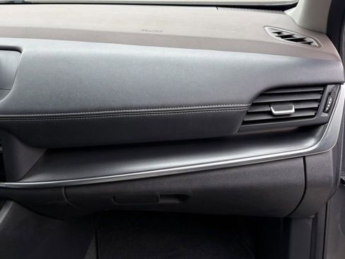 Certified 2023 Nissan Rogue SV image 33