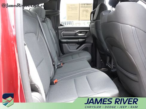 Used 2021 RAM 1500 Big Horn AWD/4WD image 12