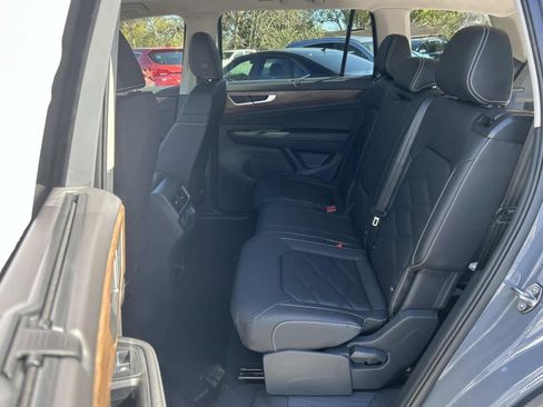 New 2026 Volkswagen Atlas SE FWD image 14