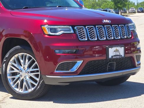 Used 2018 Jeep Grand Cherokee Summit AWD/4WD image 2