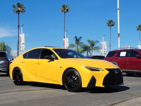Used 2025 Lexus IS 500 RWD image 34