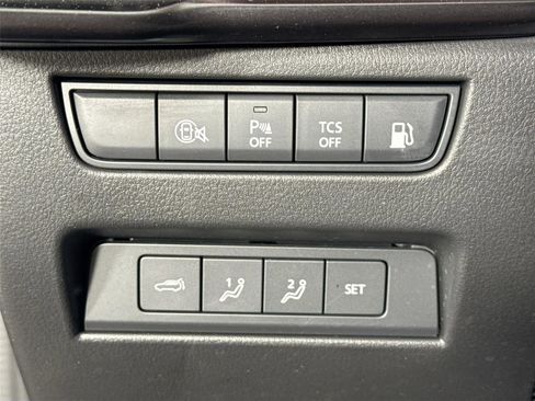 Certified 2025 MAZDA CX-70 Plug-In Hybrid w/ Premium Plus image 16