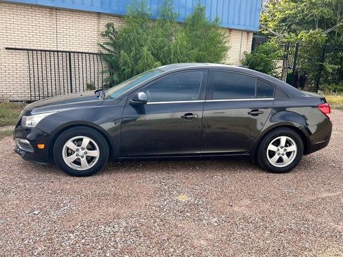 Used 2016 Chevrolet Cruze LT w/ Sun And Sound Package FWD image 10