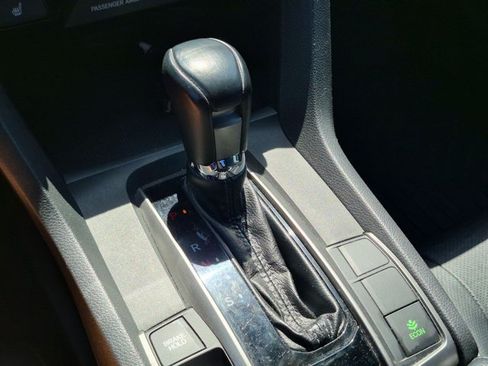 Used 2020 Honda Civic Sport Touring image 12