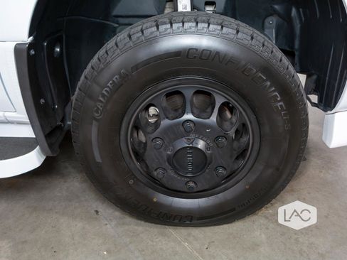 Used 2023 Mercedes-Benz Sprinter 3500 image 25