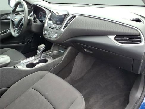 Used 2023 Chevrolet Malibu LT image 23