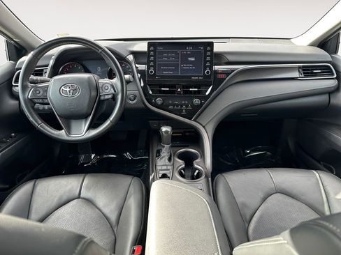 Used 2024 Toyota Camry XSE FWD image 10