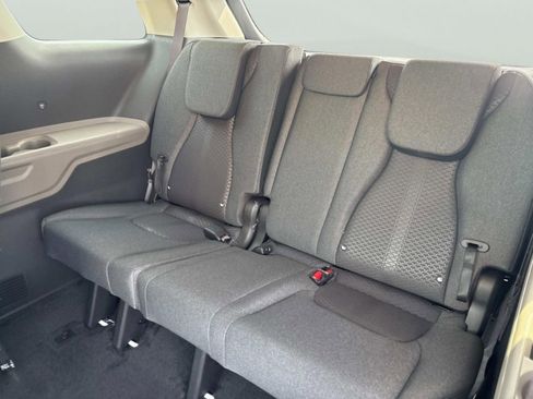 New 2026 Kia Carnival LX FWD image 18