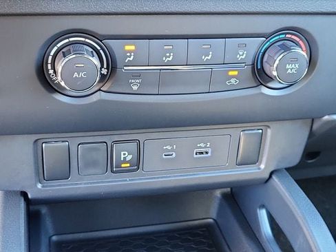 New 2026 Nissan Frontier SV w/ Tow Package AWD/4WD image 17