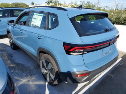 New 2025 Volkswagen Taos S
