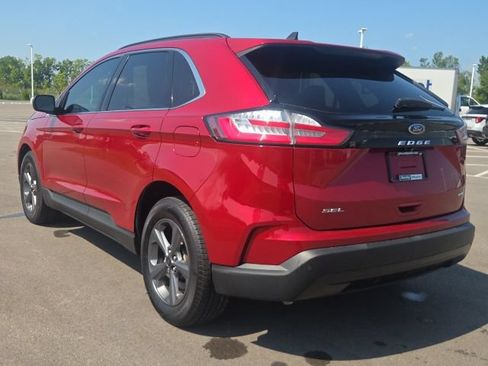 Used 2022 Ford Edge SEL w/ Sport Appearance Package AWD/4WD image 15