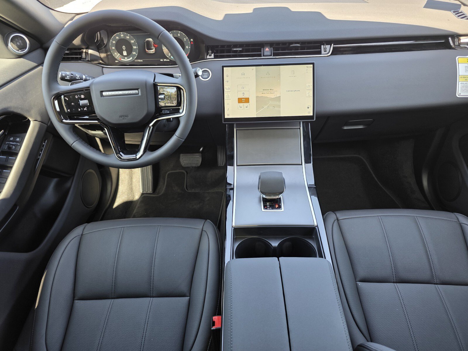 Used 2026 Land Rover Range Rover Evoque S AWD/4WD image 4