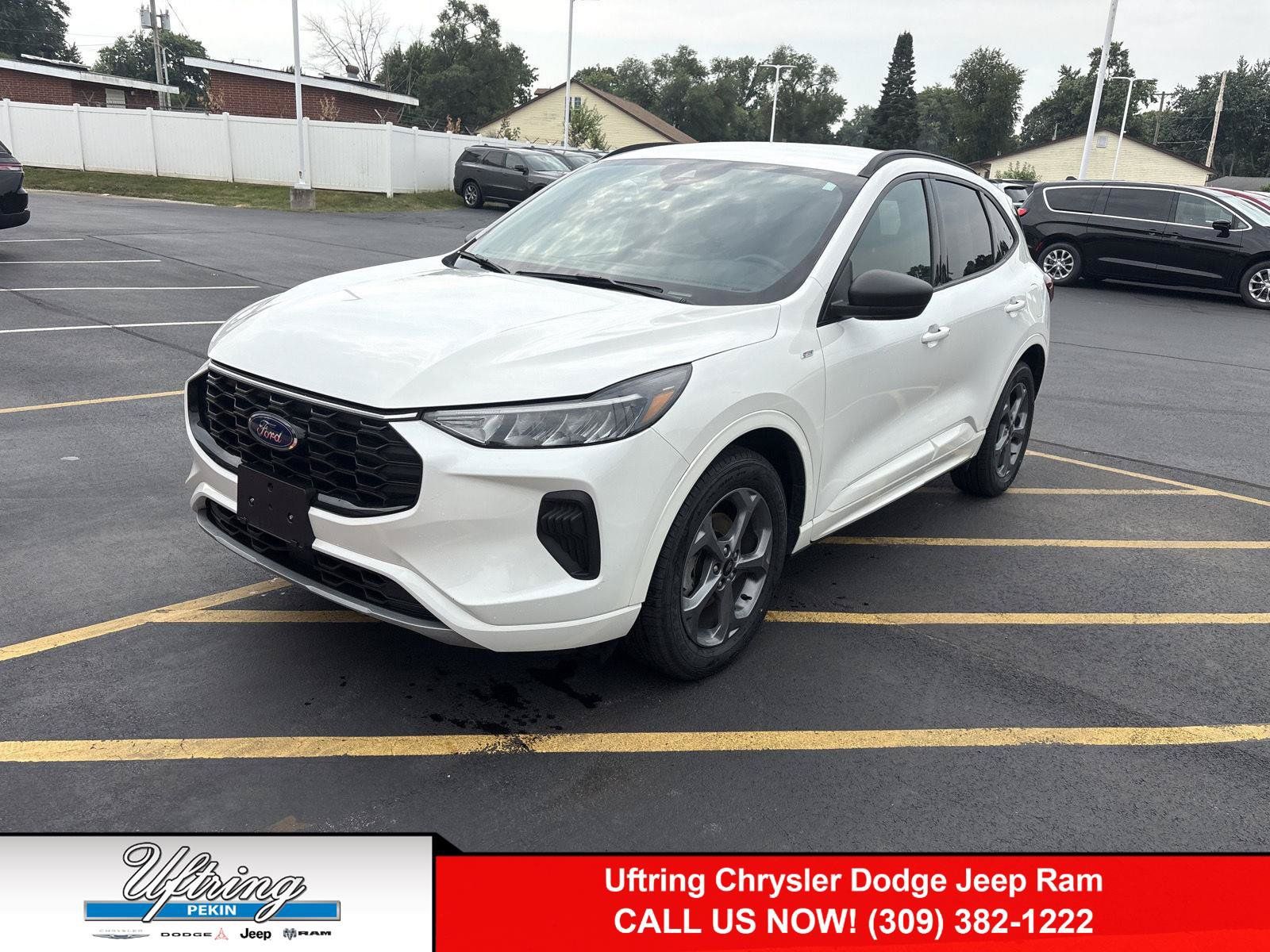 Used 2023 Ford Escape ST-Line w/ Tech Pack #1 AWD/4WD image 1