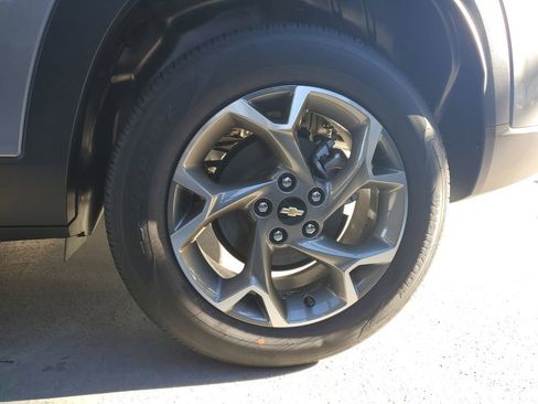 New 2026 Chevrolet Trax LT image 5