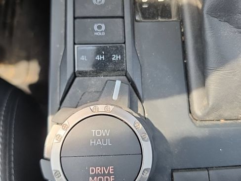 Used 2024 Toyota Tacoma TRD Sport w/ TRD Sport Upgrade Package AWD/4WD image 28