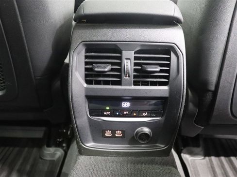 Used 2019 BMW 330i xDrive Sedan w/ Convenience Package AWD/4WD image 22