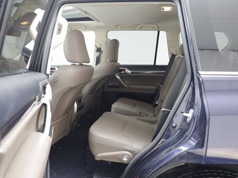 Used 2021 Lexus GX 460 Premium image 15