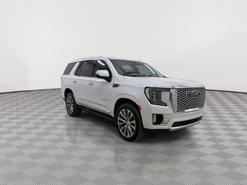 Used 2021 GMC Yukon Denali w/ Denali Premium Package image 13