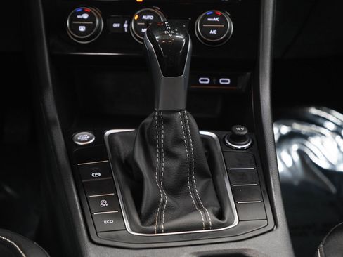 Used 2022 Volkswagen Jetta SE FWD image 18