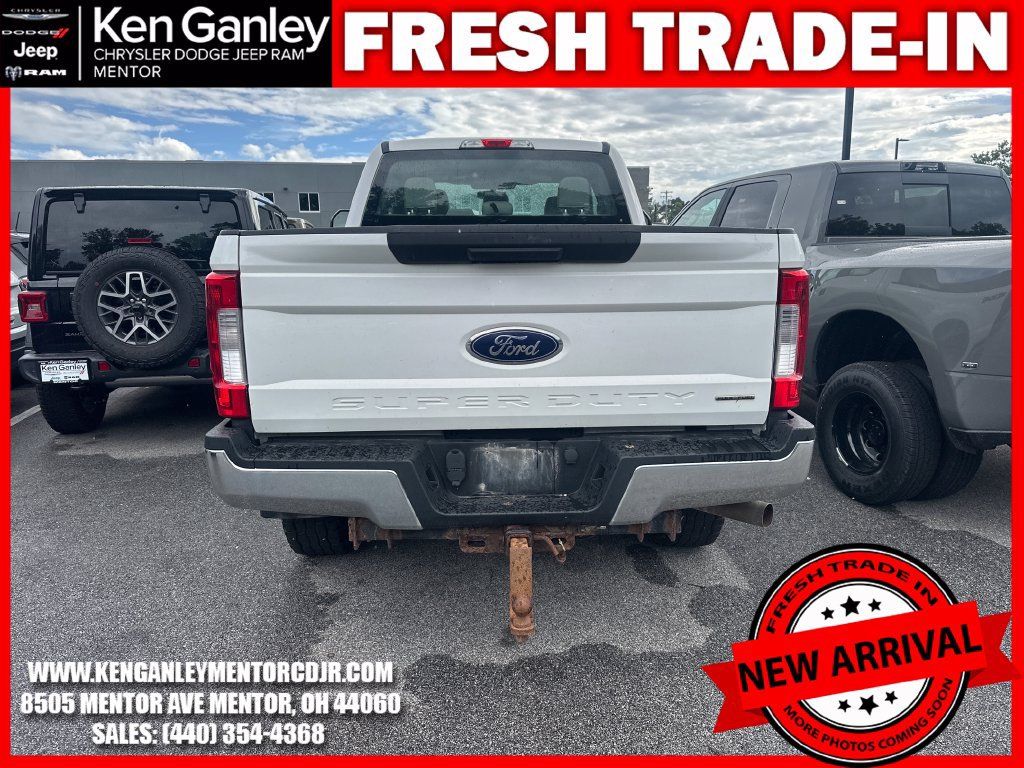 Used 2017 Ford F250 XL w/ STX Appearance Package AWD/4WD image 9