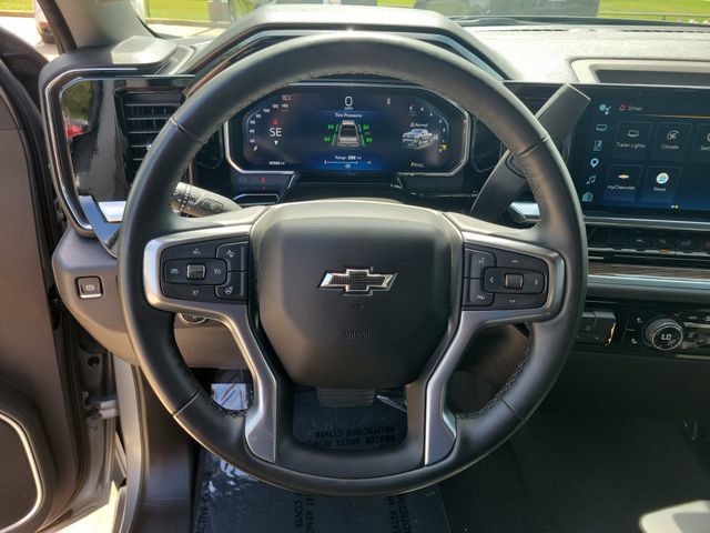 Used 2026 Chevrolet Silverado 1500 RST AWD/4WD image 21