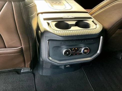 Used 2025 Ford Expedition King Ranch AWD/4WD image 21