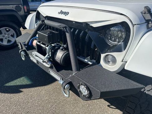 Used 2017 Jeep Wrangler Unlimited Sahara w/ Dual Top Group image 2