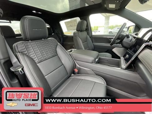 New 2025 GMC Sierra EV Denali AWD/4WD image 28