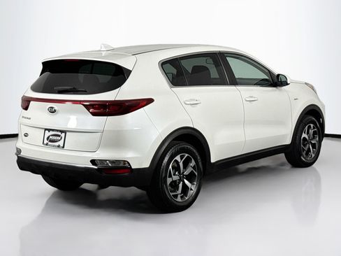 Used 2021 Kia Sportage LX AWD/4WD image 11