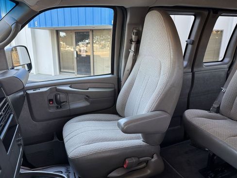 Used 2012 Chevrolet Express 1500 LS image 13