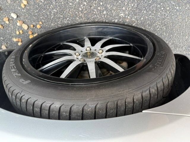 Used 2010 Chevrolet Camaro LT w/ RS Package RWD image 9