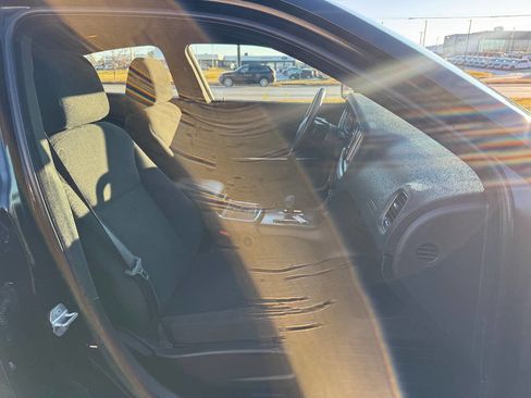 Used 2014 Dodge Charger SXT image 12