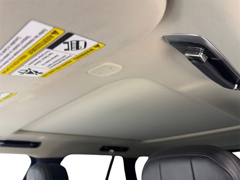 Used 2023 Land Rover Range Rover SE image 71