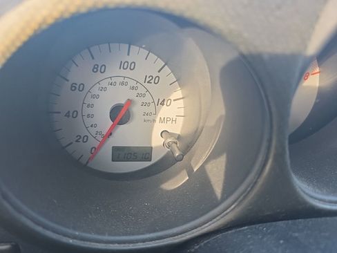 Used 2000 Toyota MR2 Base image 23