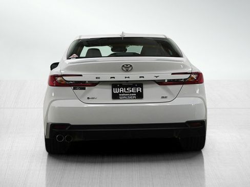 Used 2025 Toyota Camry SE w/ Multimedia Upgrade Package image 4
