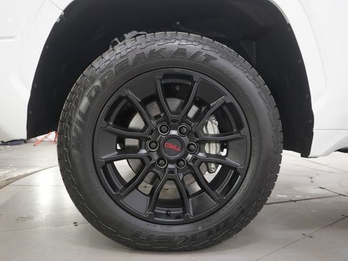 Used 2025 Toyota Tundra SR image 29