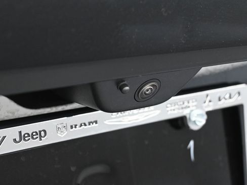 New 2025 Jeep Grand Cherokee Summit image 38