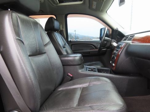 Used 2007 Chevrolet Silverado 2500 LTZ w/ Safety Package image 29