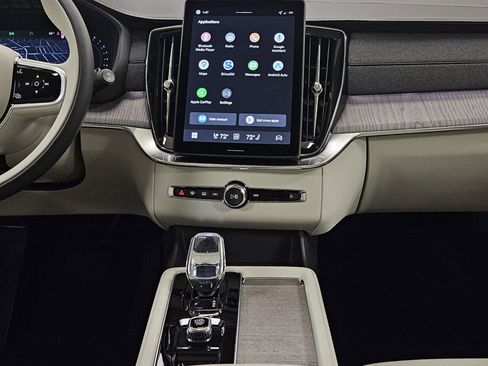 New 2026 Volvo XC90 B6 Ultra AWD/4WD image 16