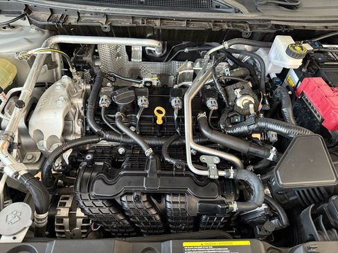 Used 2021 Nissan Rogue SV image 44