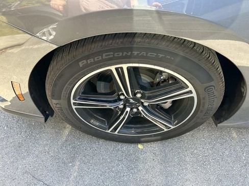 Used 2025 Ford Mustang Premium RWD image 10