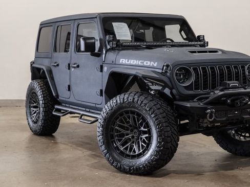 Used 2025 Jeep Wrangler Unlimited Rubicon 392 AWD/4WD image 37