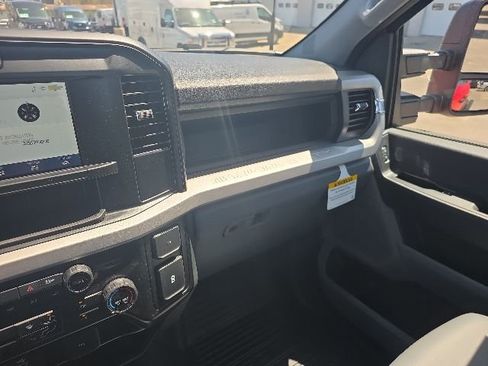 New 2026 Ford F550 4x4 Regular Cab Super Duty image 23
