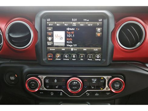 Used 2021 Jeep Wrangler Rubicon AWD/4WD image 23