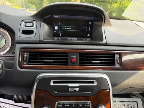 Used 2013 Volvo XC70 T6 AWD/4WD image 19