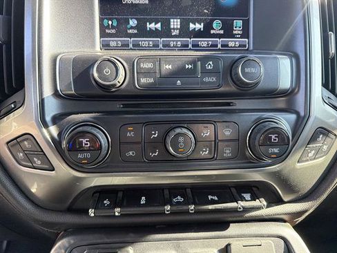 Used 2018 Chevrolet Silverado 2500 LTZ image 16